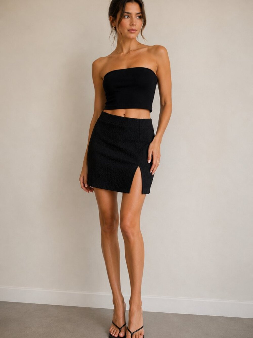 PrettyLittleThing Black Textured Mini Skirt - Sleek Pencil Silhouette